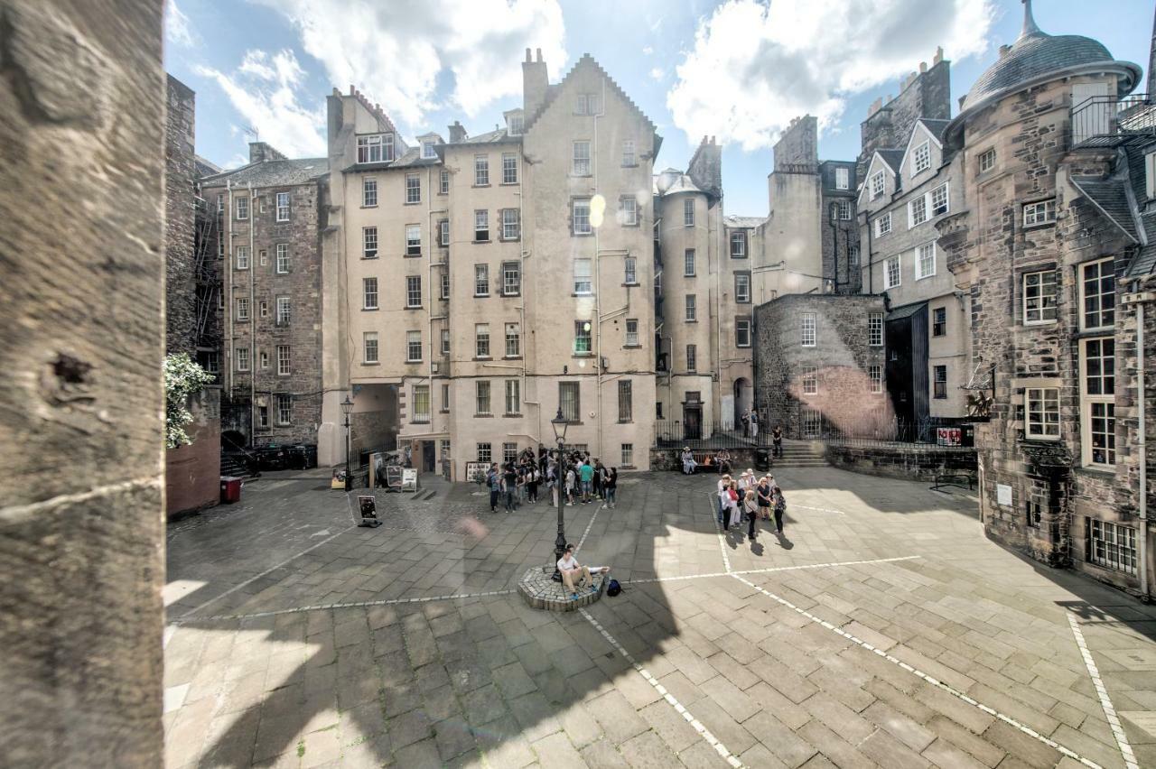 Modern Flat With Fantastic Views Edimburgo Exterior foto