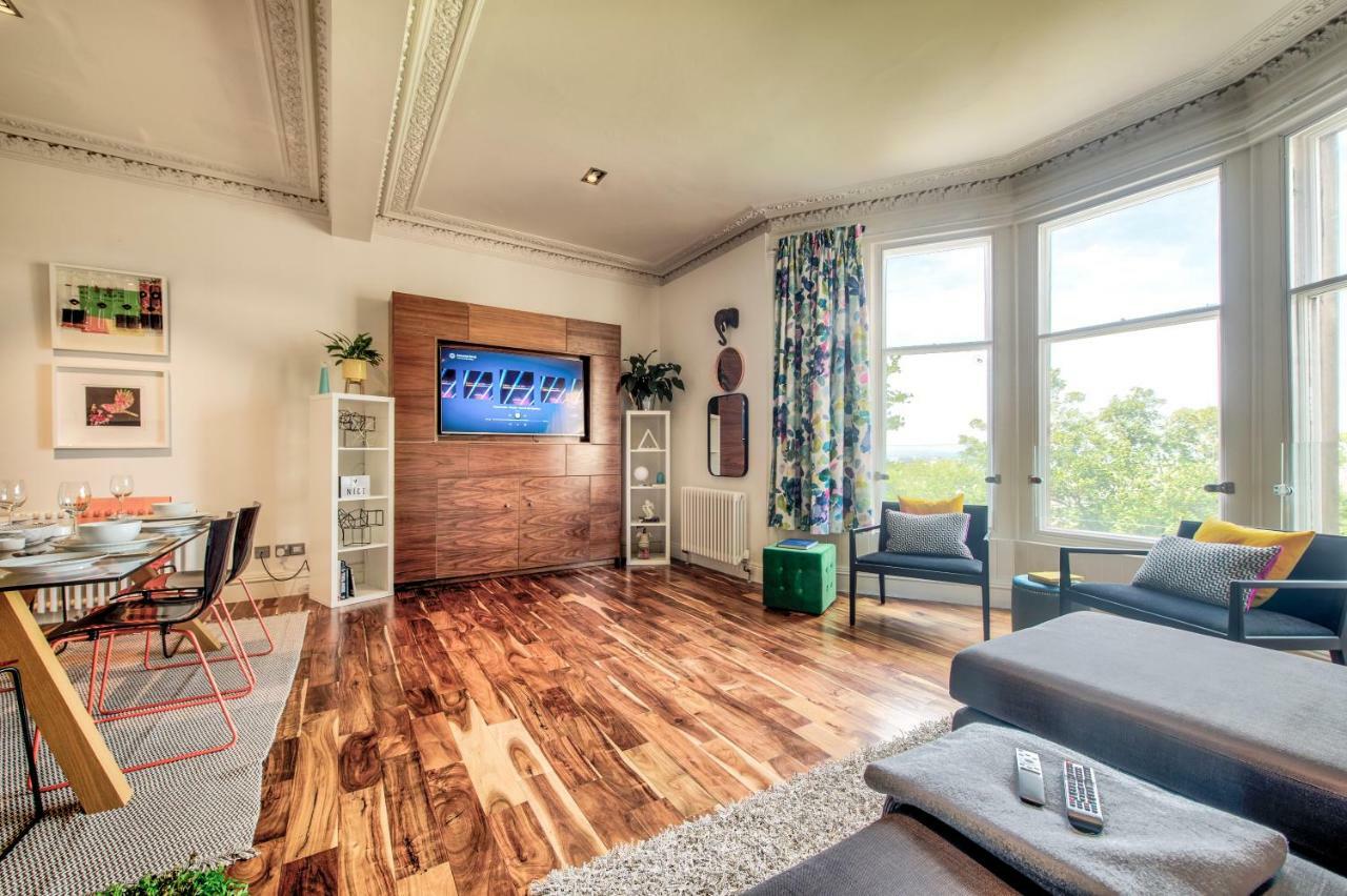 Modern Flat With Fantastic Views Edimburgo Exterior foto