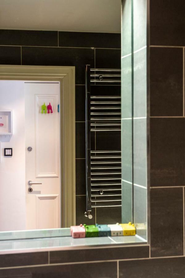 Modern Flat With Fantastic Views Edimburgo Exterior foto